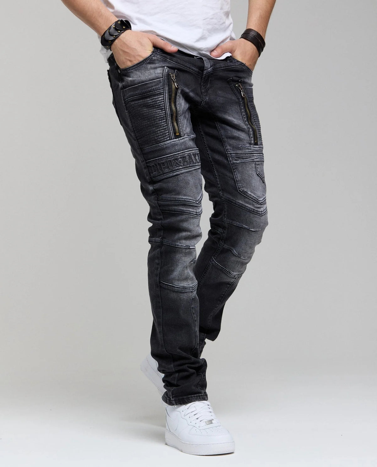 Men’s Straight fit Detailed Jeans Washed Black CD844 Cipo