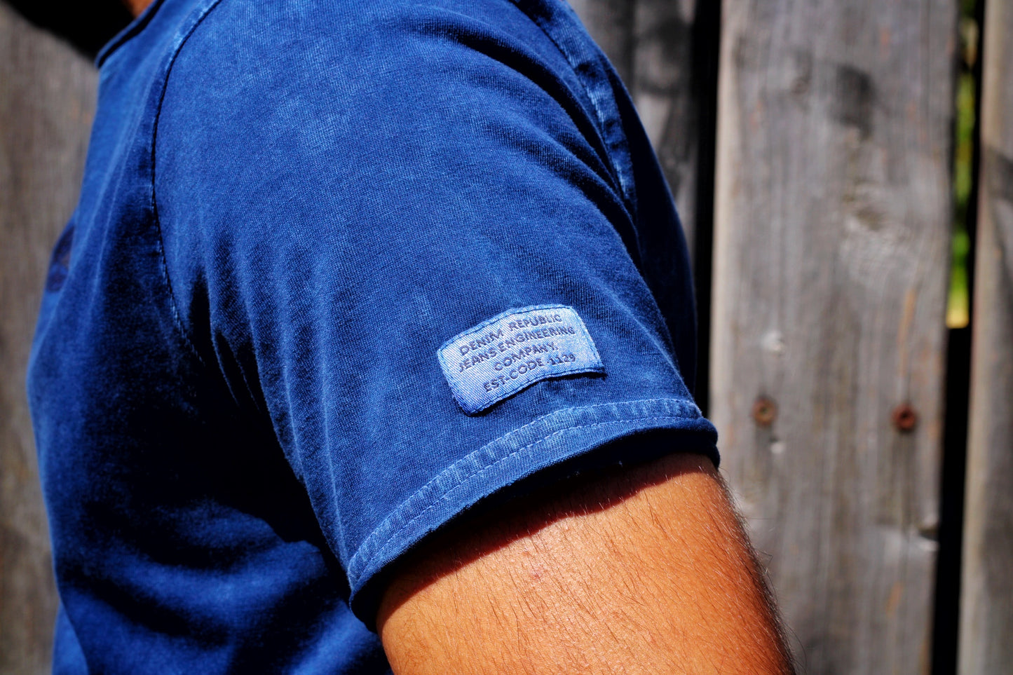 T-Shirts Men's #SPRAYED - NAVY - Denim Republic